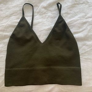 Green cropped tank top